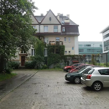 Lägenhet University